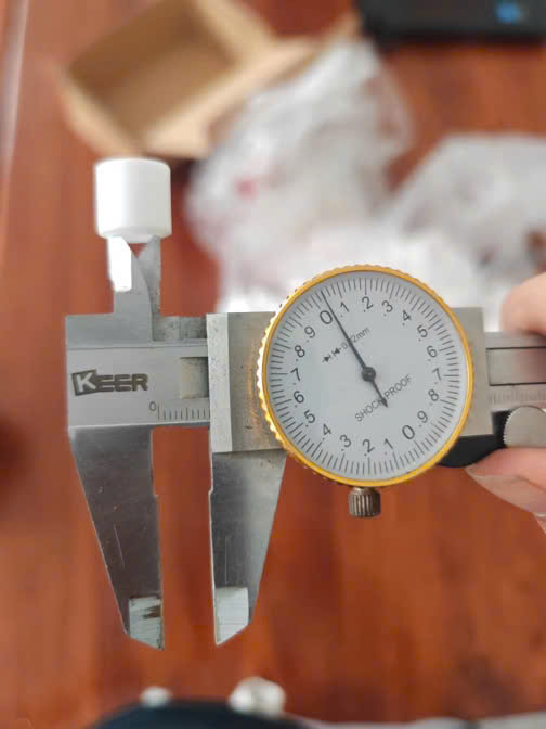 sứ cách nhiệt 4.jpg